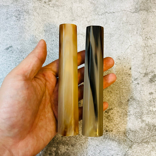 Full horn Mono Marble/white horn Wa handle