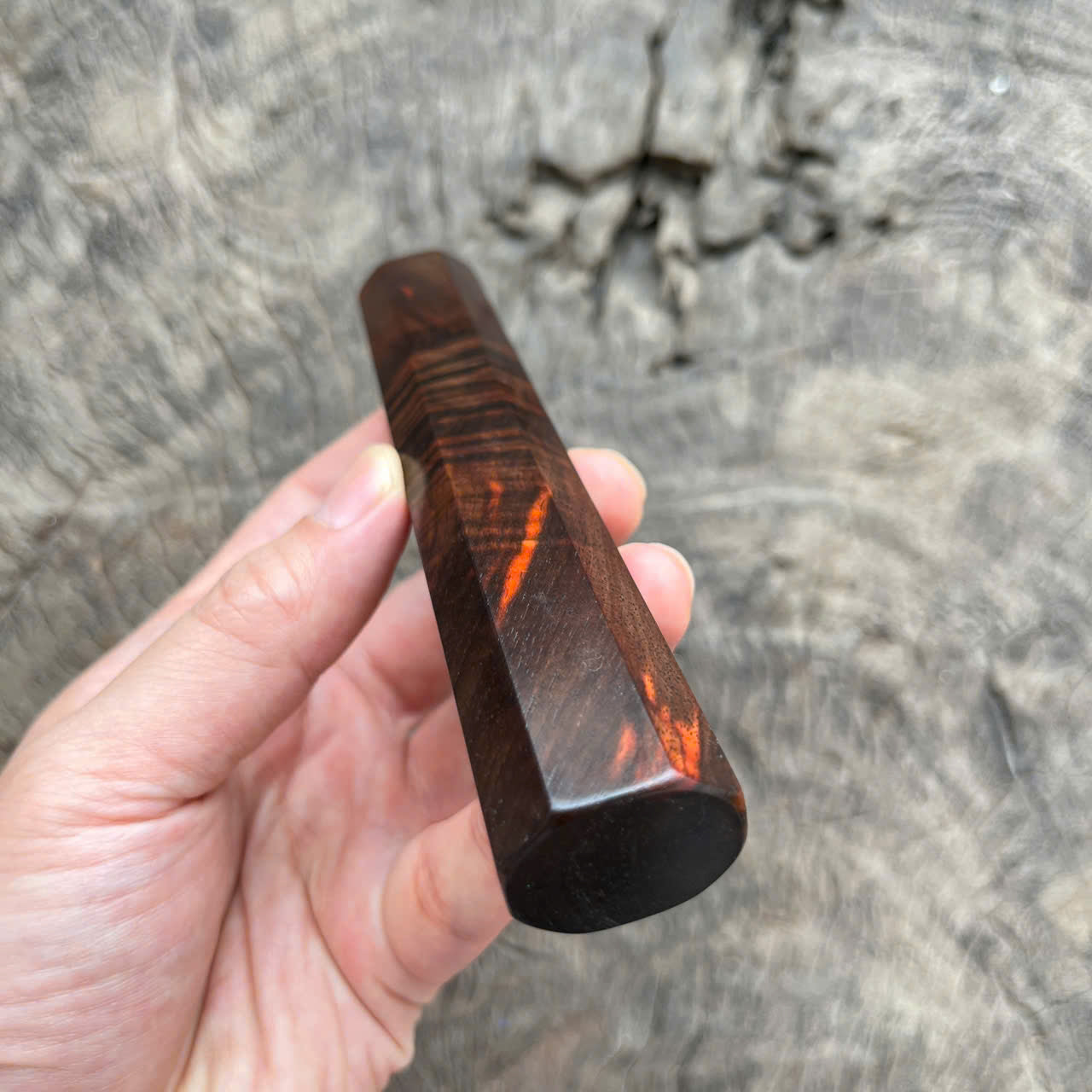 I- Rare Curly dark red Siam Rosewood, Mono, 135 mm