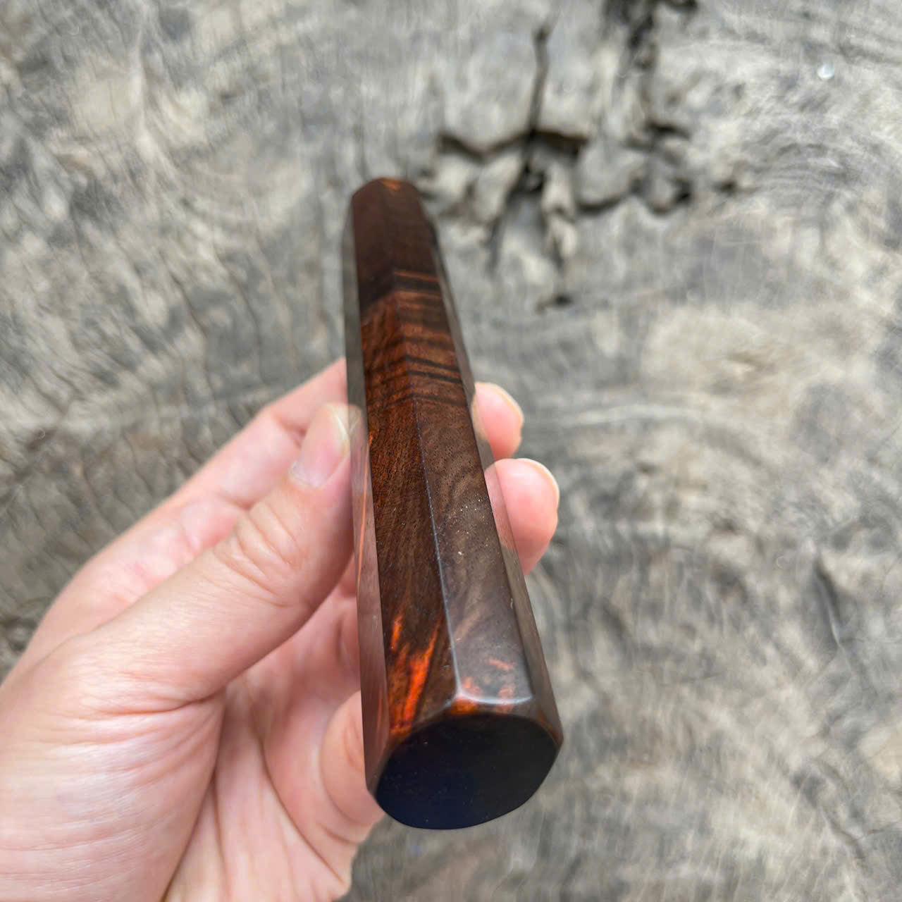I- Rare Curly dark red Siam Rosewood, Mono, 135 mm