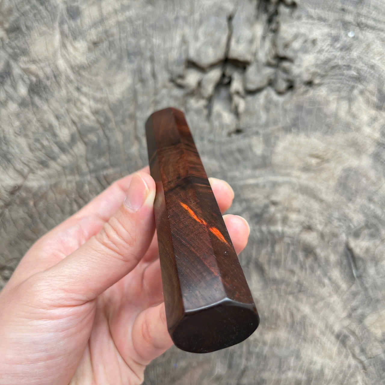 I- Rare Curly dark red Siam Rosewood, Mono, 135 mm