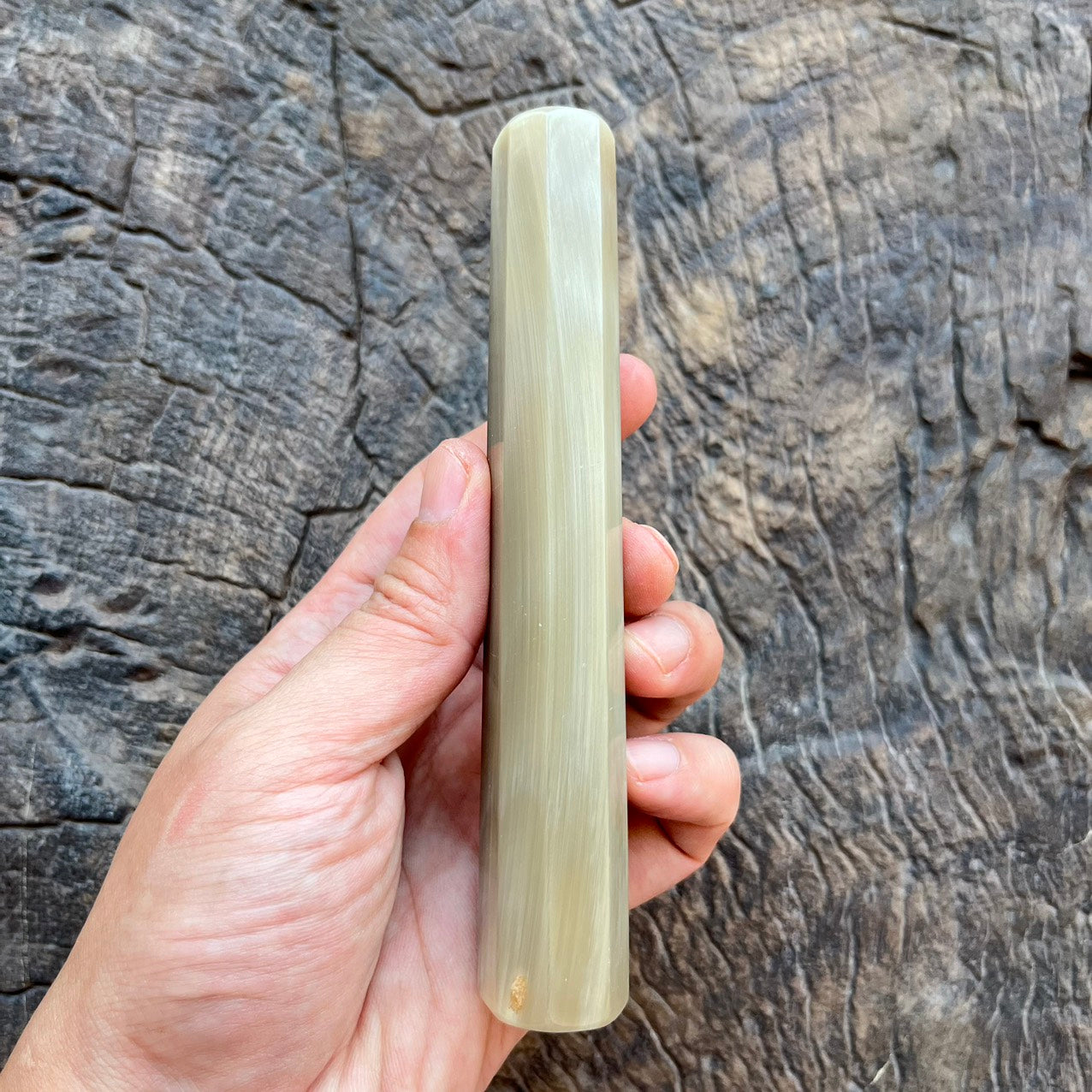 I- 8 Big pure white horn Wa handle -145mm