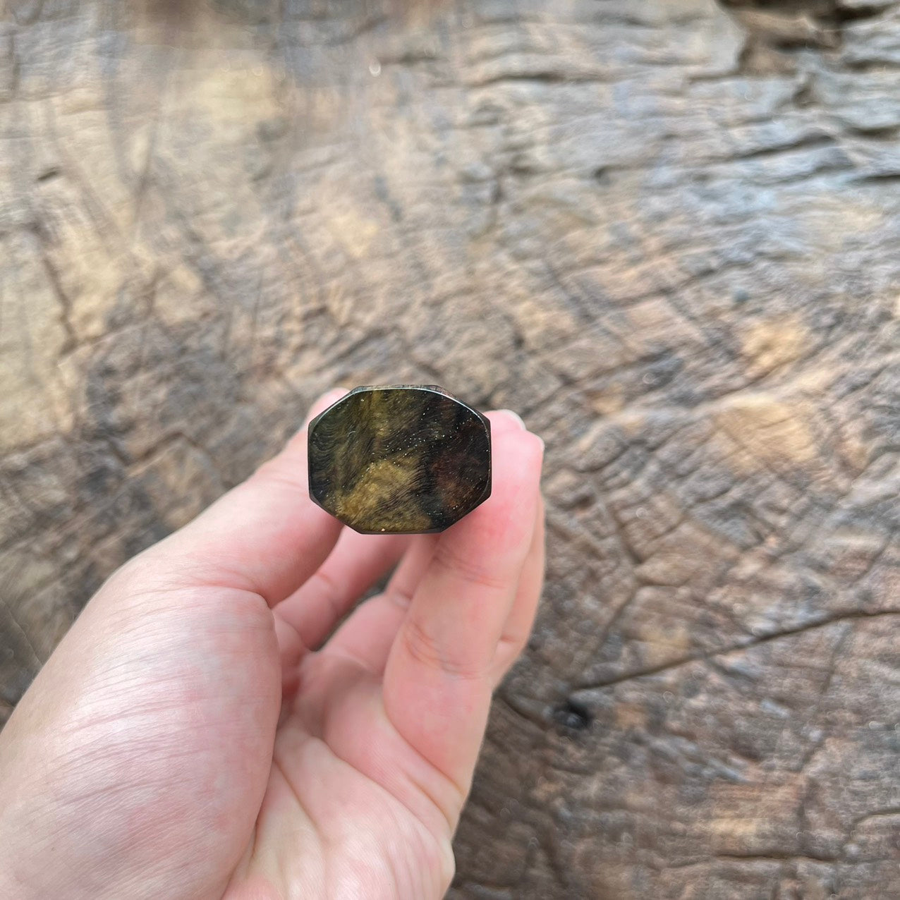 I - 2 Rare Burl Curly Siam Rosewood Wa handle with marble horn - 130mm