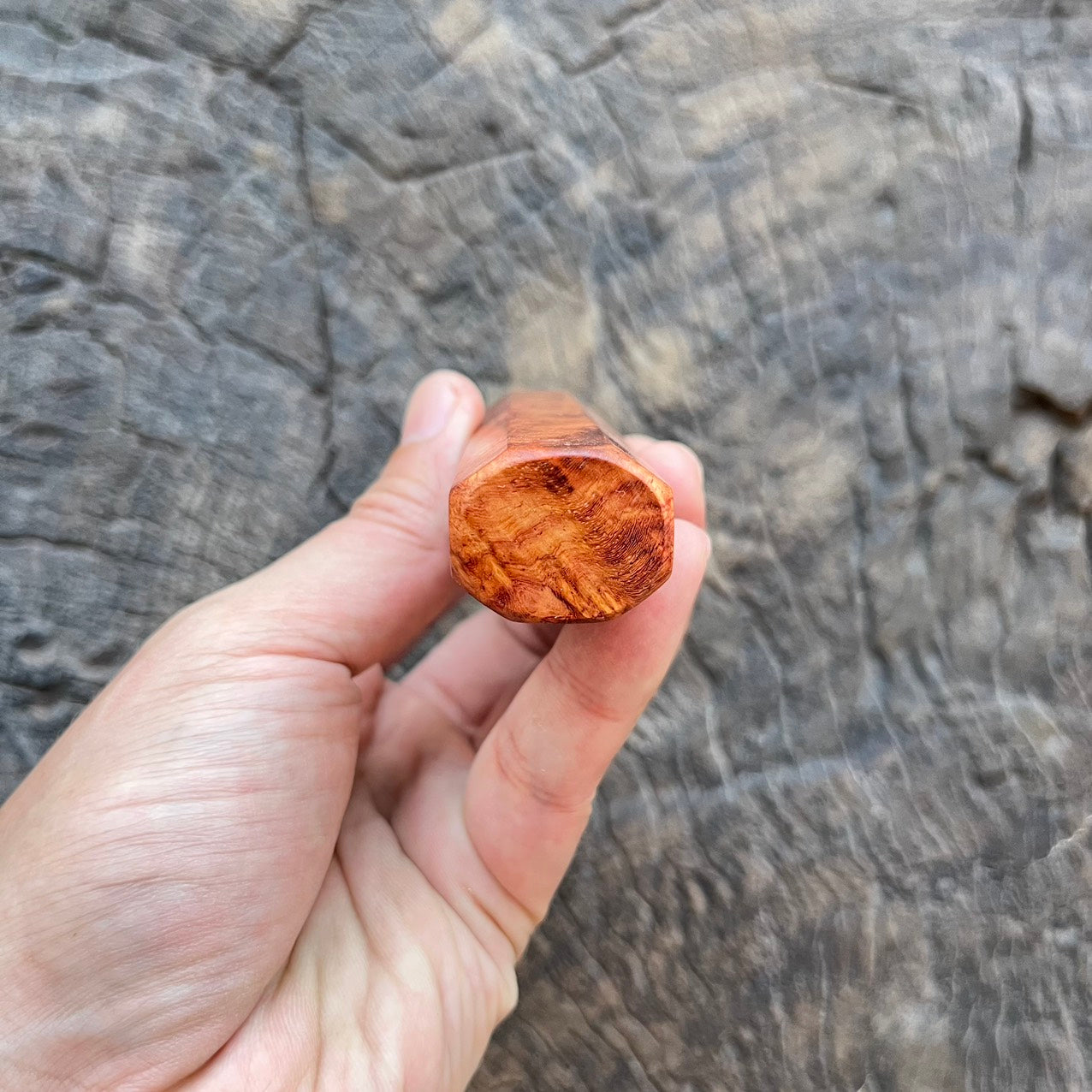 I- 10 Amboyna burl Wa handle with marble horn ferrule - 135mm