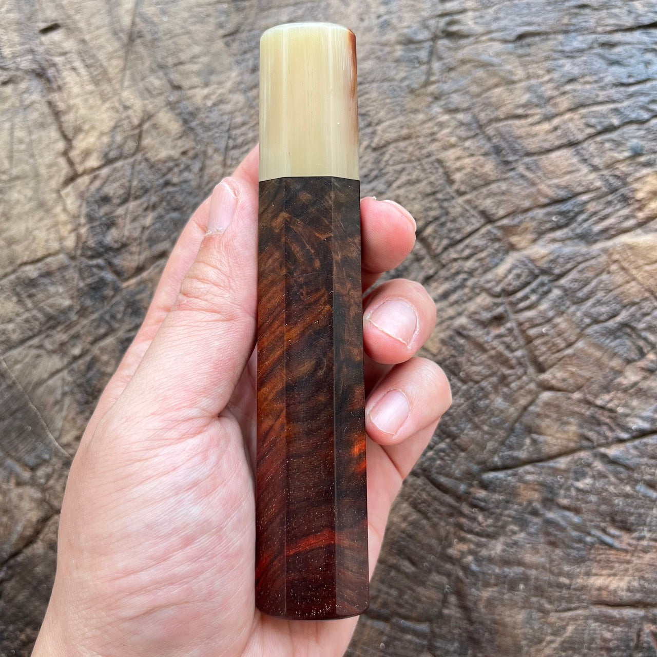 I- Super Curly Red Black marble horn ferrule - 130mm