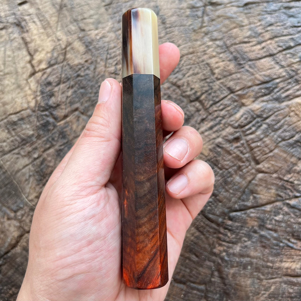 I- Super Curly Red Black marble horn ferrule - 130mm