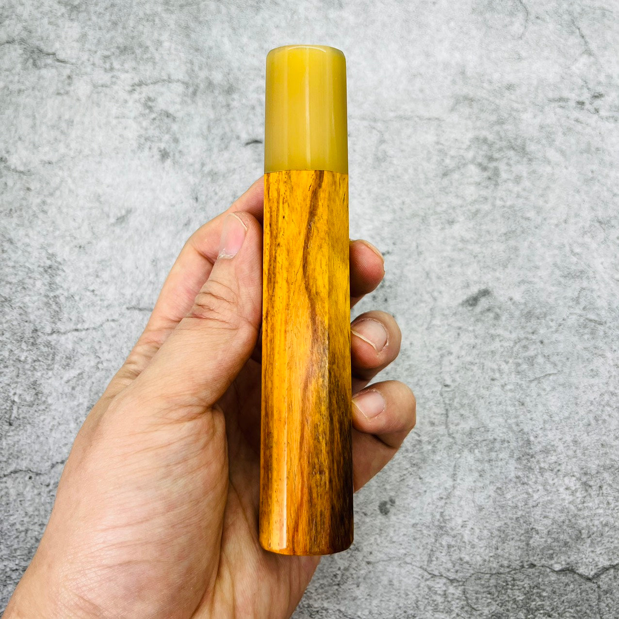 I-Siamese Yellow Rosewood Wa handle with marble horn ferrule, 135mm