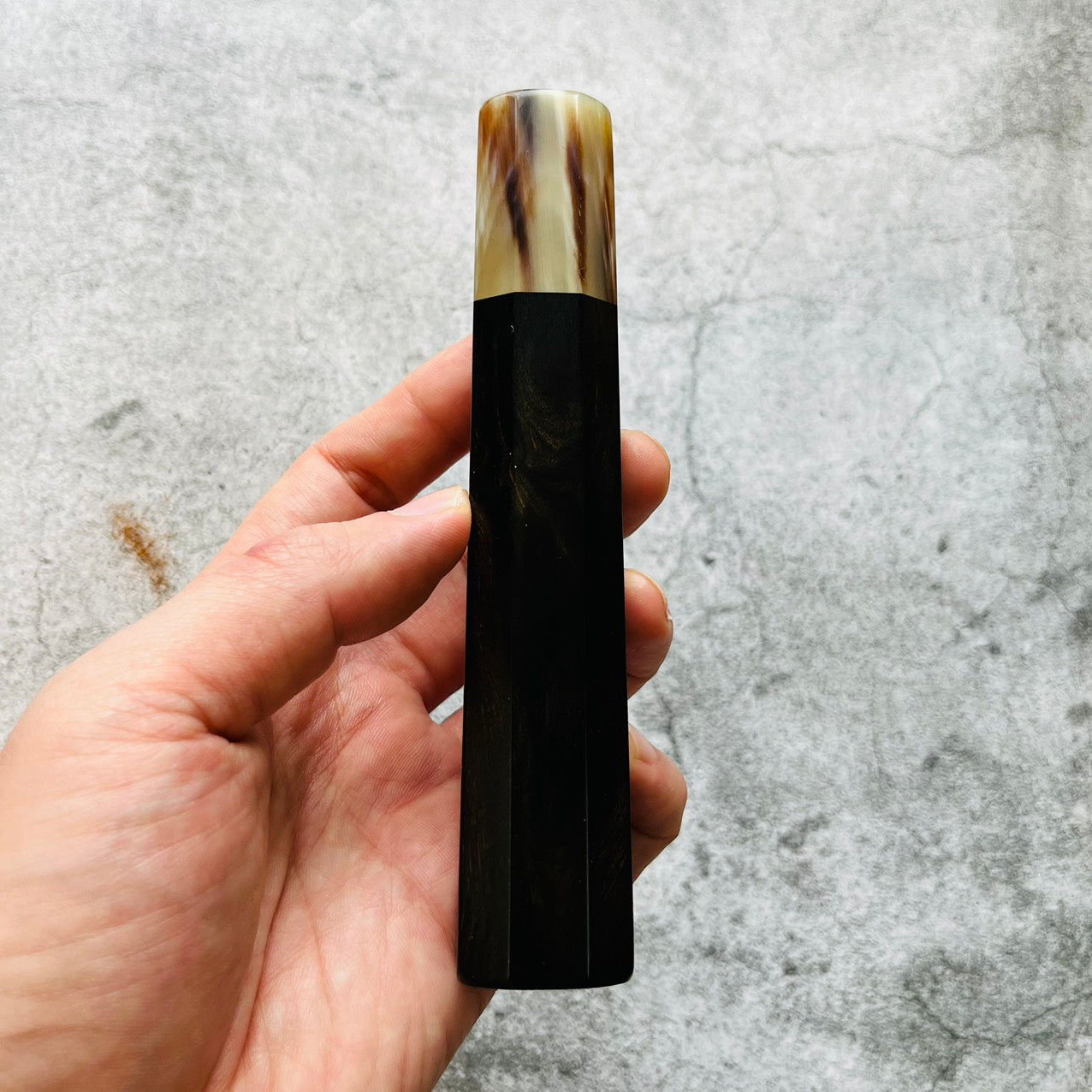 I- Grained Black Ebony Wa handle with marble horn ferrule - 140mm