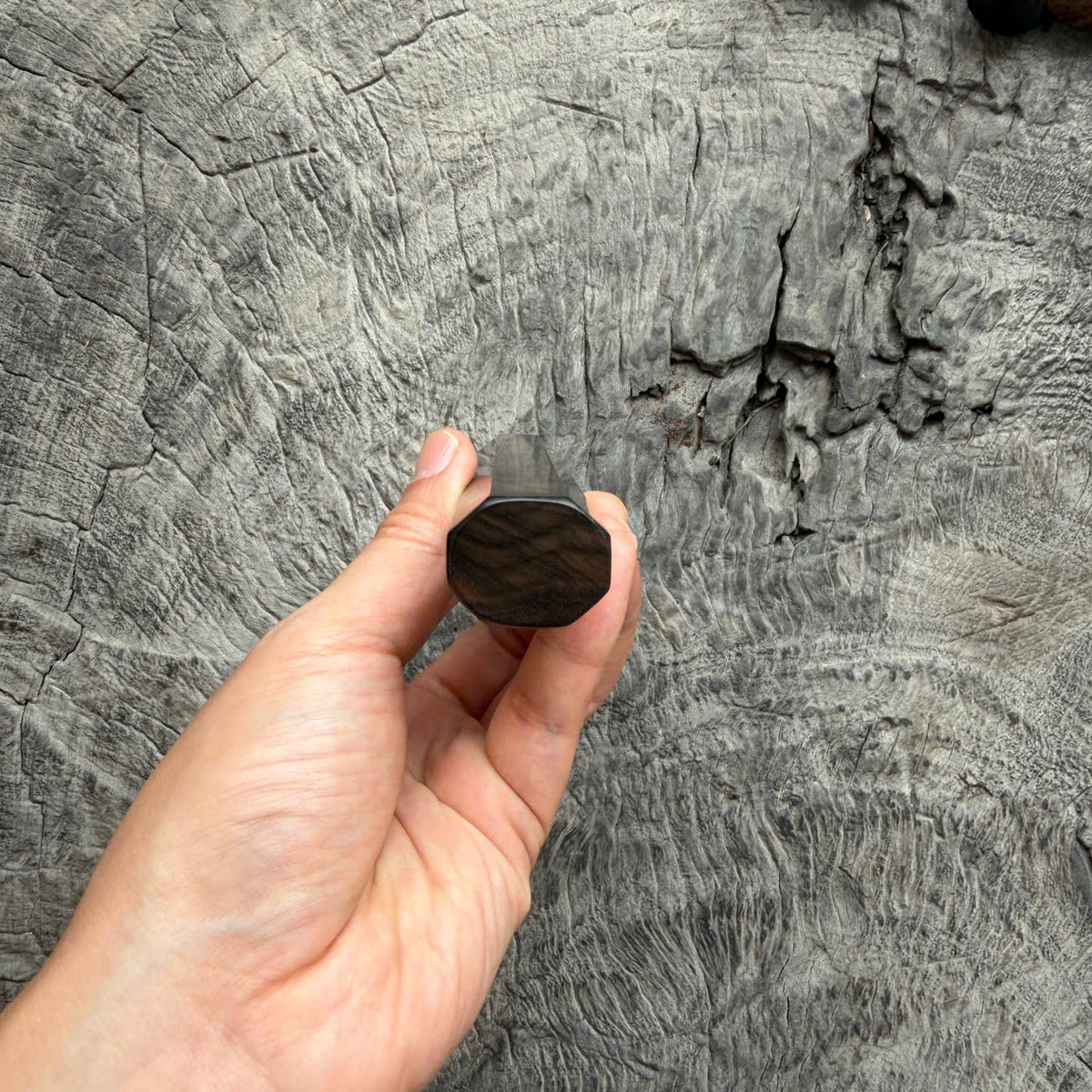 I - 11 Madagascar Ebony Wa handle, Horizontal grain Wa handle, Mono, 140mm