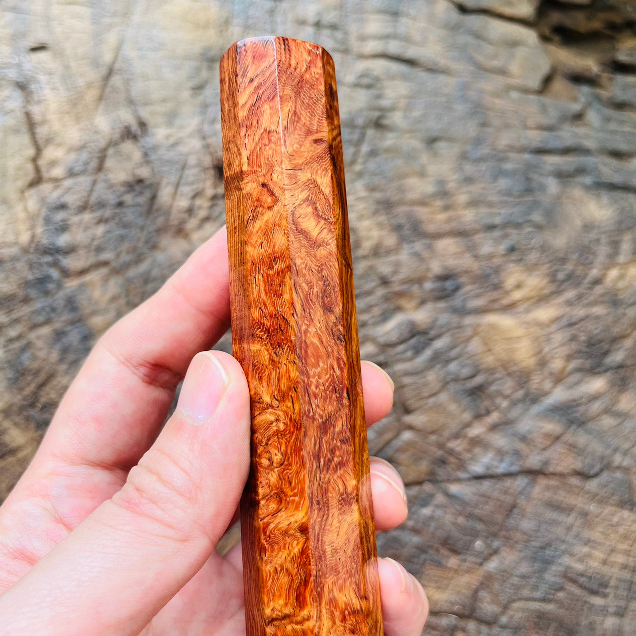 I- Rich grain mono Rosewood Wa handle 140mm
