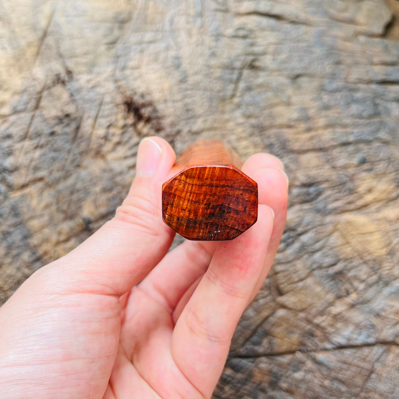 I- 9 Curly Siamese Rosewood Wa handle with marble horn ferrule - 135mm
