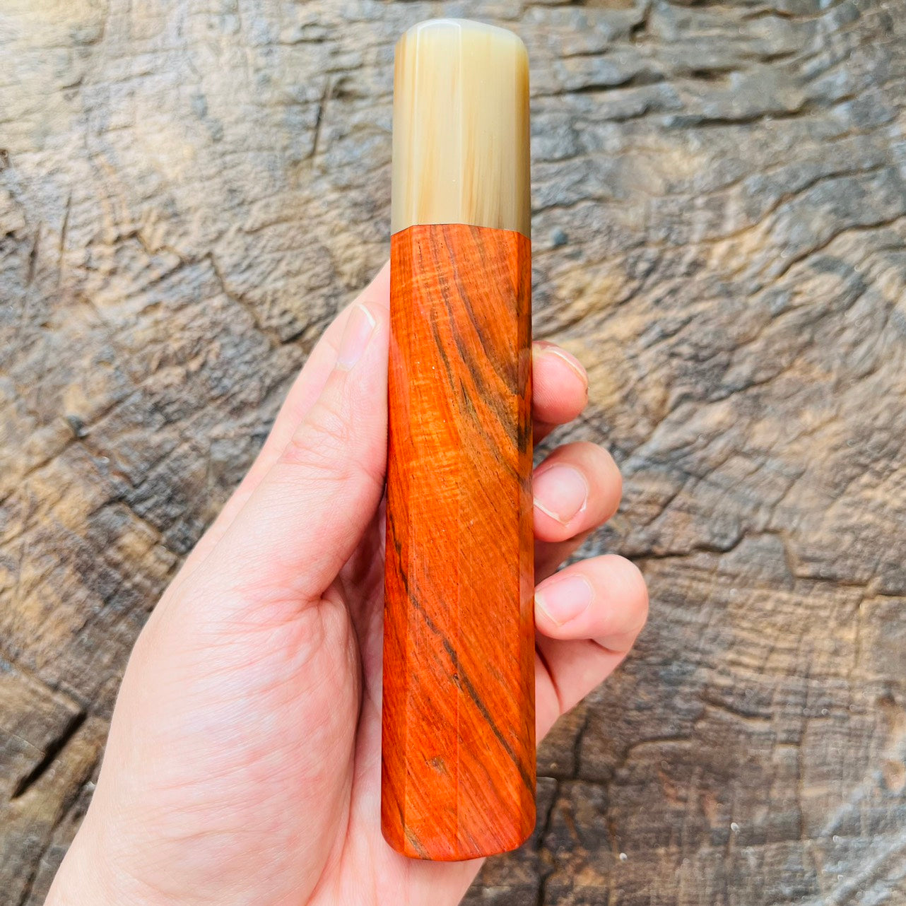 I-8 Curly Siamese Orange Rosewood Wa handle with white horn ferrule - 145mm