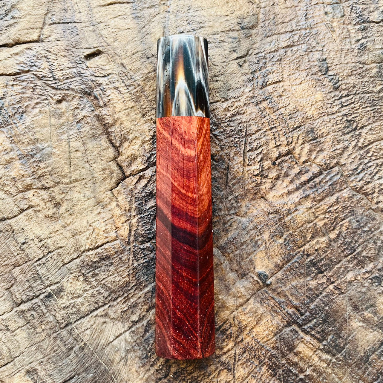 I- 11 Rosewood Wa handle with marble horn ferrule - 135mm