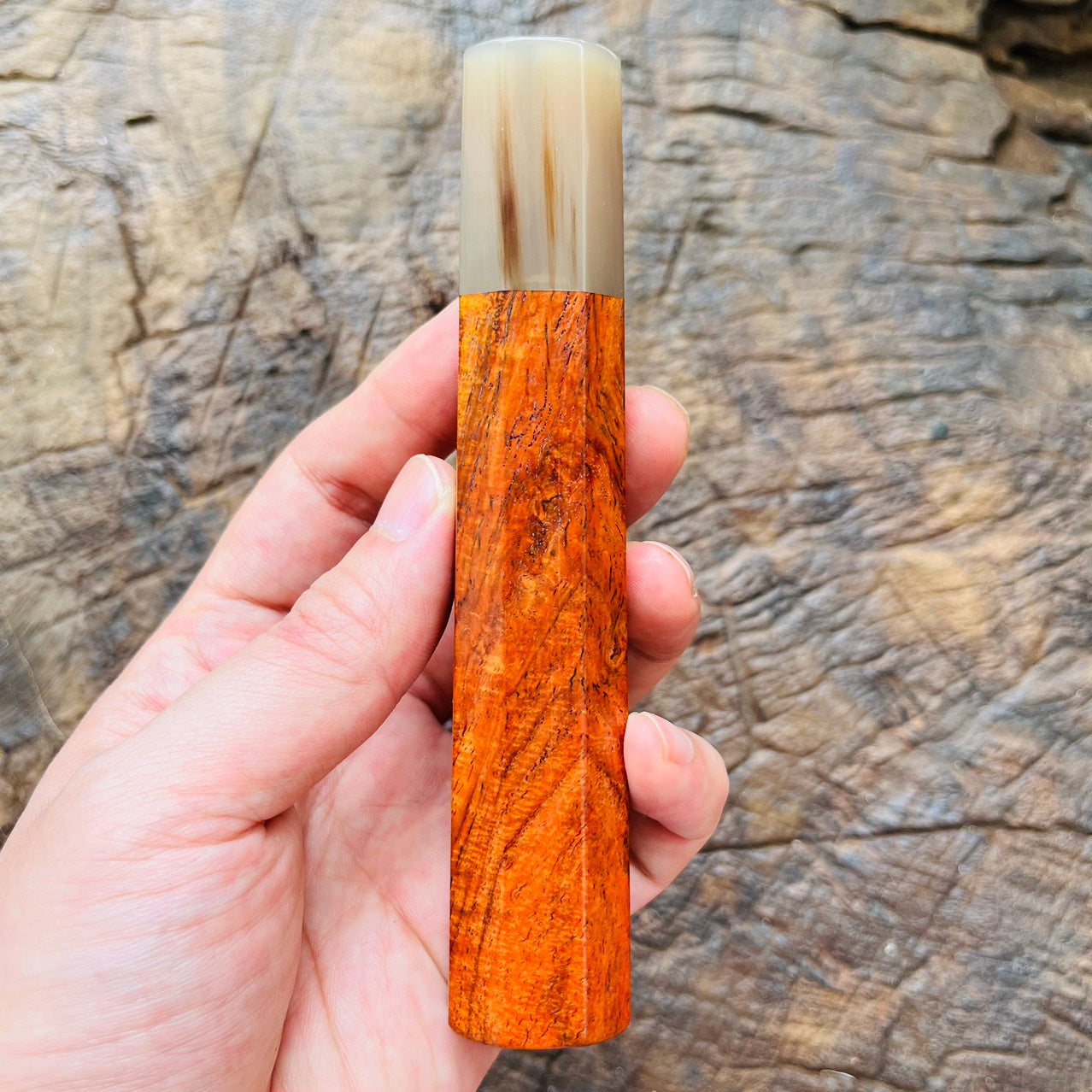 I- 9 Curly Siamese Rosewood Wa handle with marble horn ferrule - 135mm