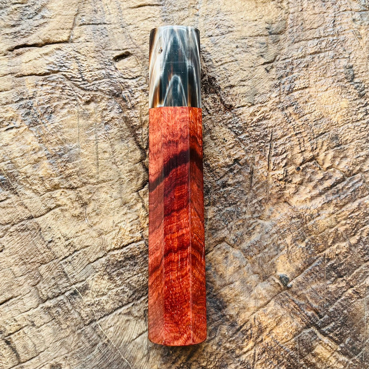 I- 11 Rosewood Wa handle with marble horn ferrule - 135mm