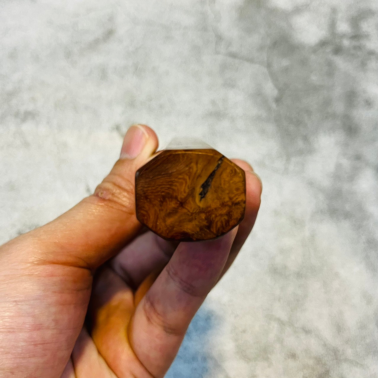 I- Burl Amboyna wa handle with Black horn and brass spacer, 135mm