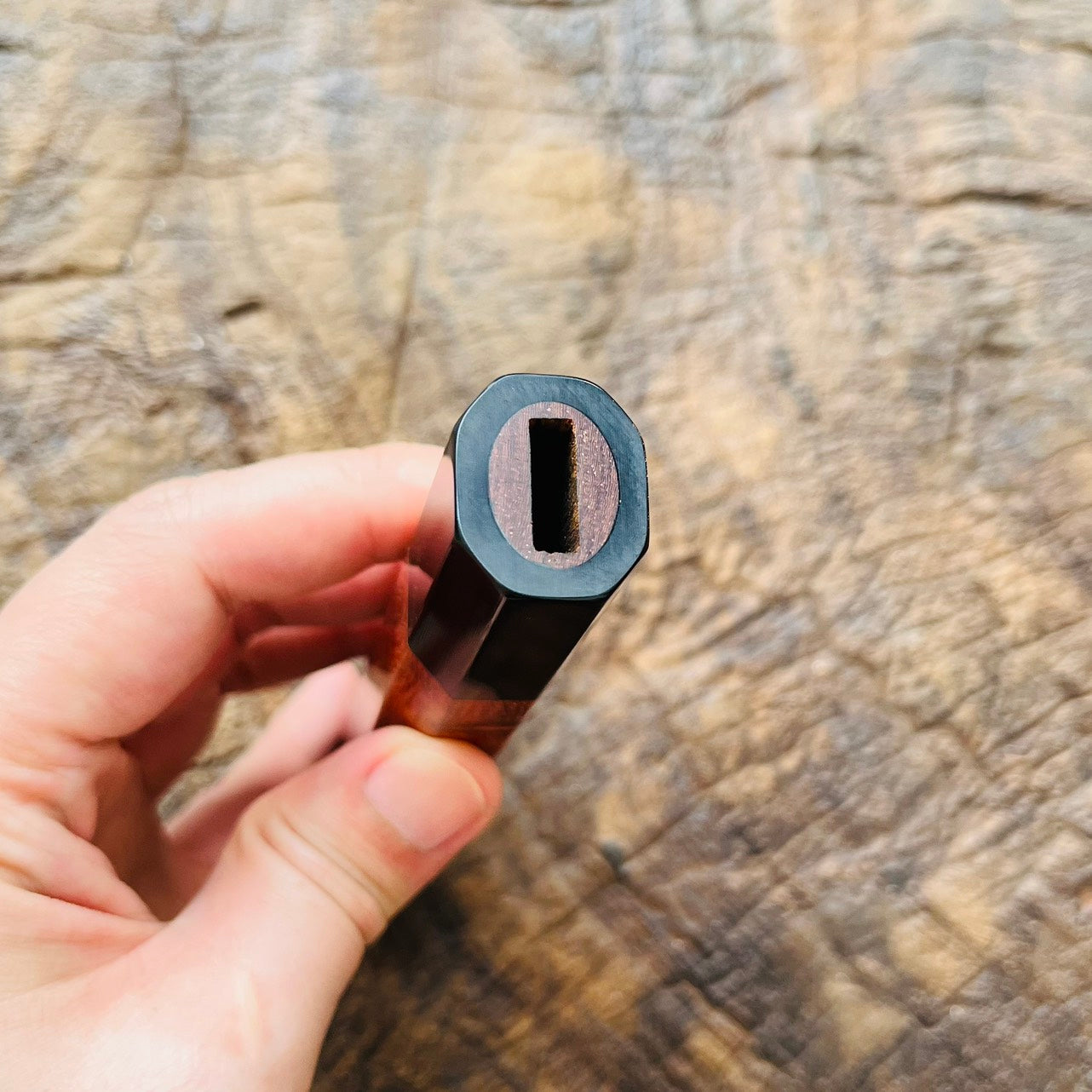 I- Dog Paw Rosewood Wa handle with black horn ferrule - 145mm