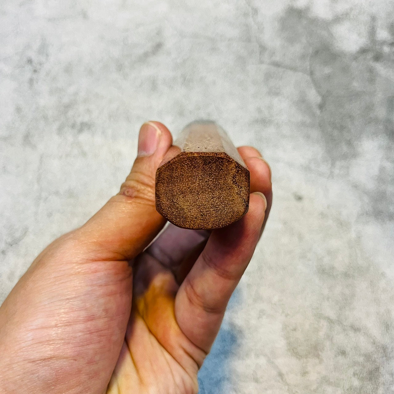 I- Light Padauk handle with black horn ferrule - 140mm