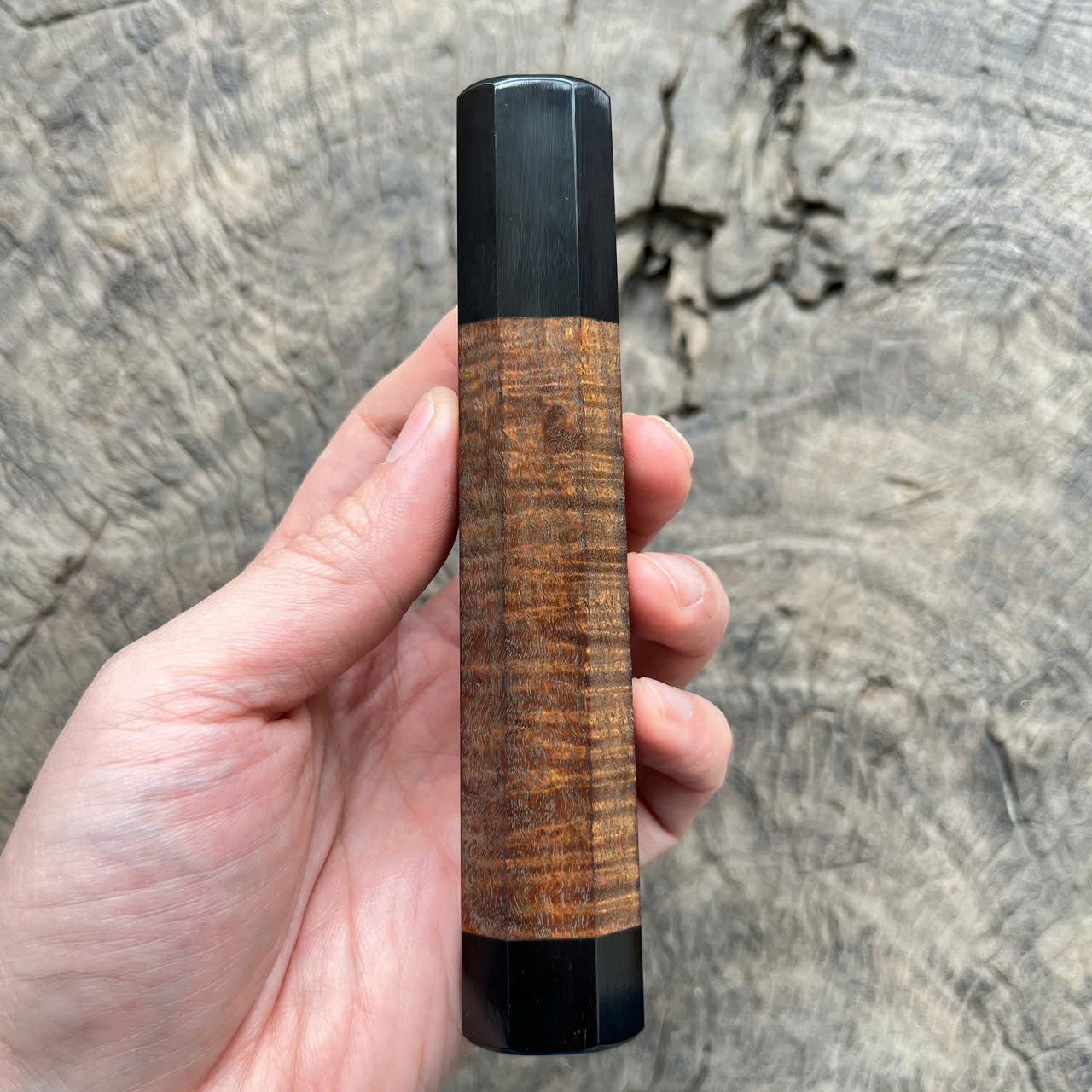 I - Gidgee wood Wa handle, black horn ferrule, end cap - 140mm