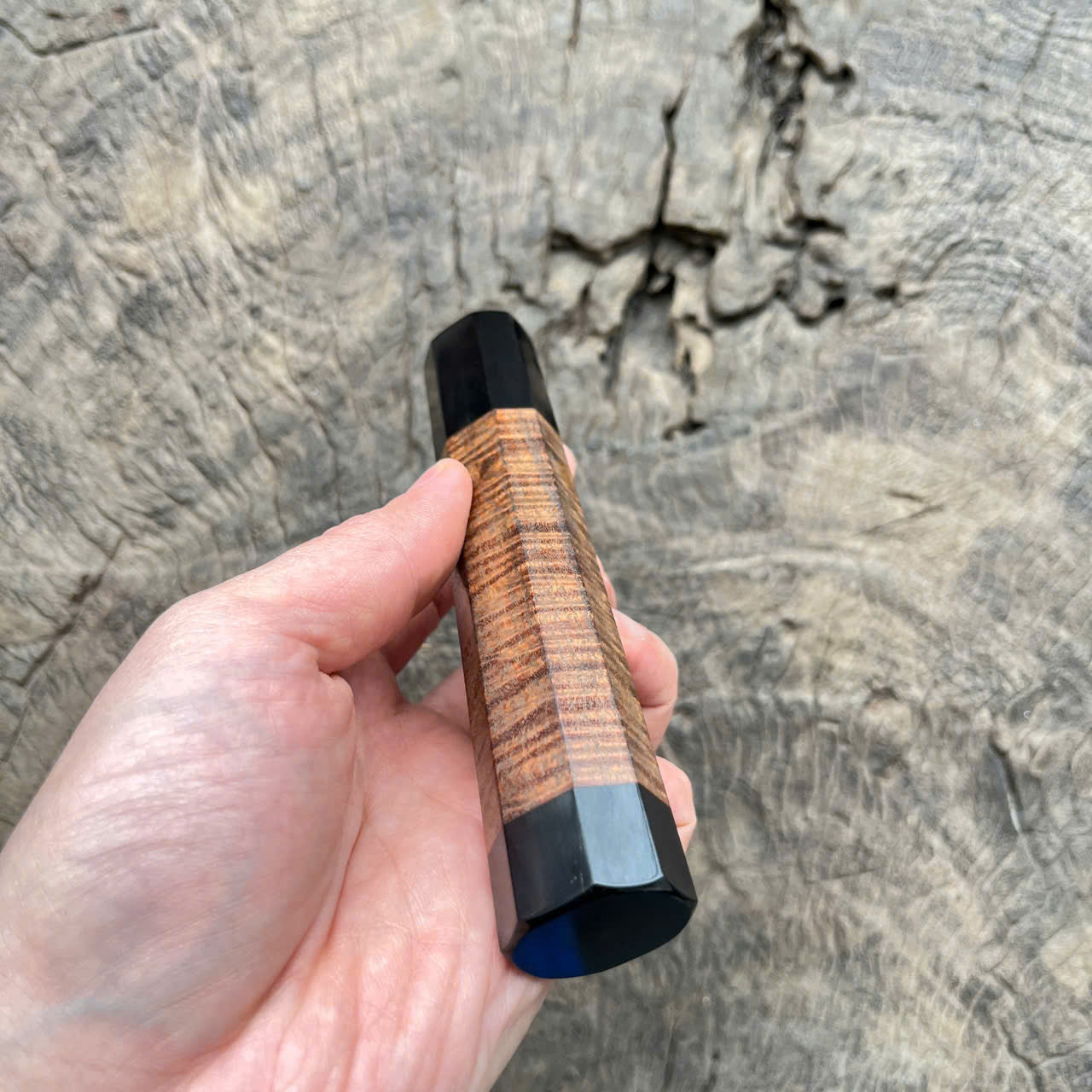 I - Gidgee wood Wa handle, black horn ferrule, end cap - 140mm