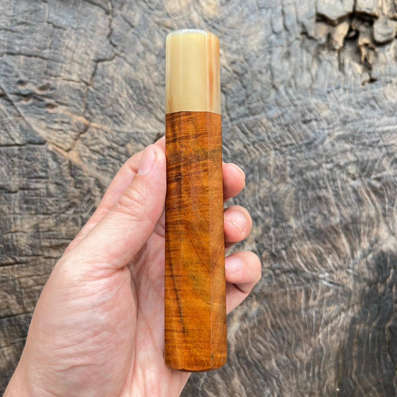 I -Coffee Curly Red Siam Rosewood Wa handle with marble horn - 145mm
