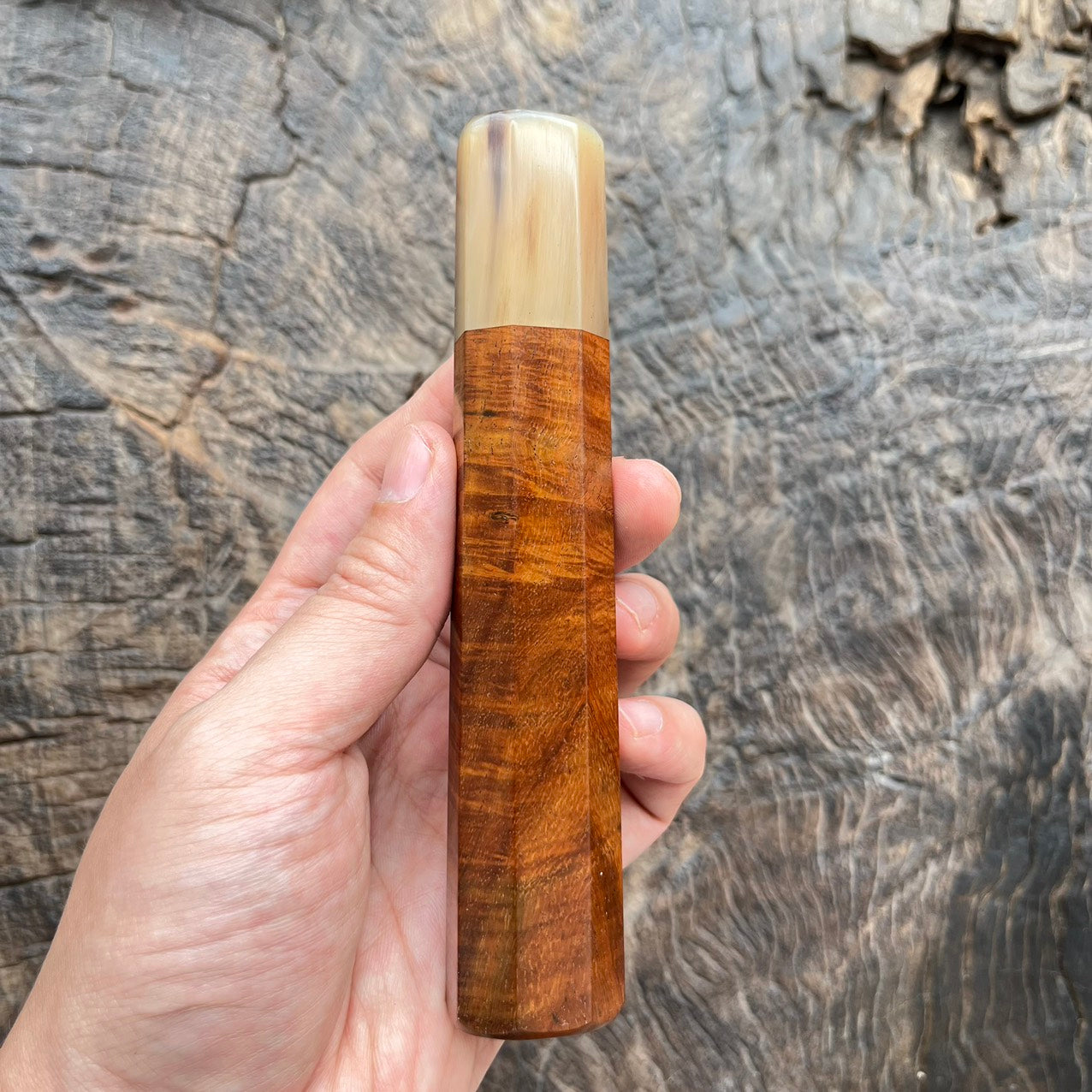 I -Coffee Curly Red Siam Rosewood Wa handle with marble horn - 145mm