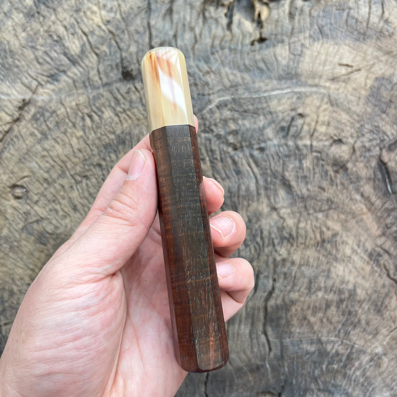 I-Curly Siam Rosewood Wa handle with marble ferrule - 135mm