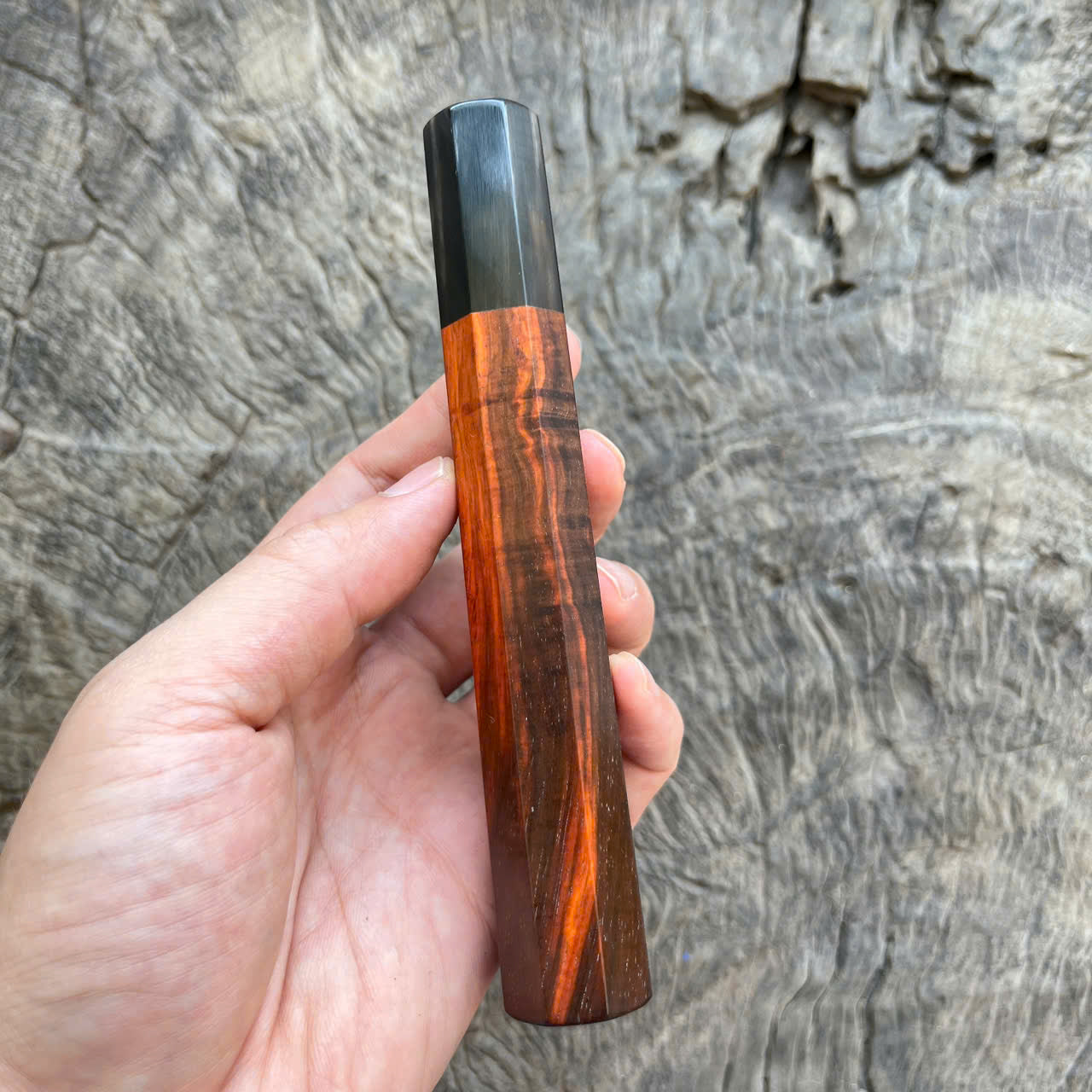 I -11 Black red curly Siam Rosewood Wa handle, Marble horn ferrule - 145 mm