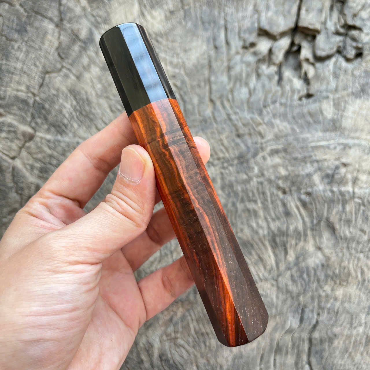 I -11 Black red curly Siam Rosewood Wa handle, Marble horn ferrule - 145 mm