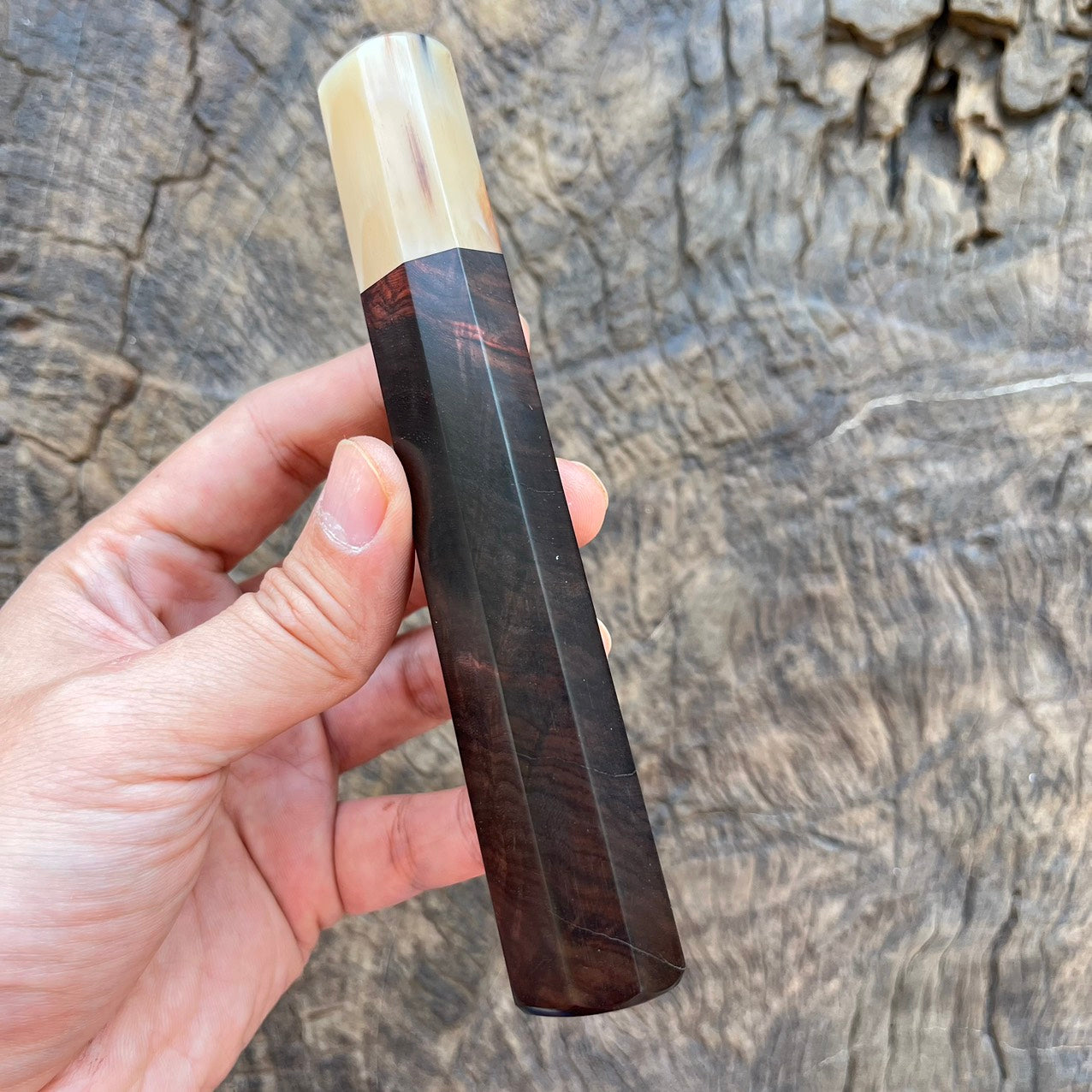 I - 3 Rare Black Red curly Siam Rosewood Wa handle with marble horn- 145mm