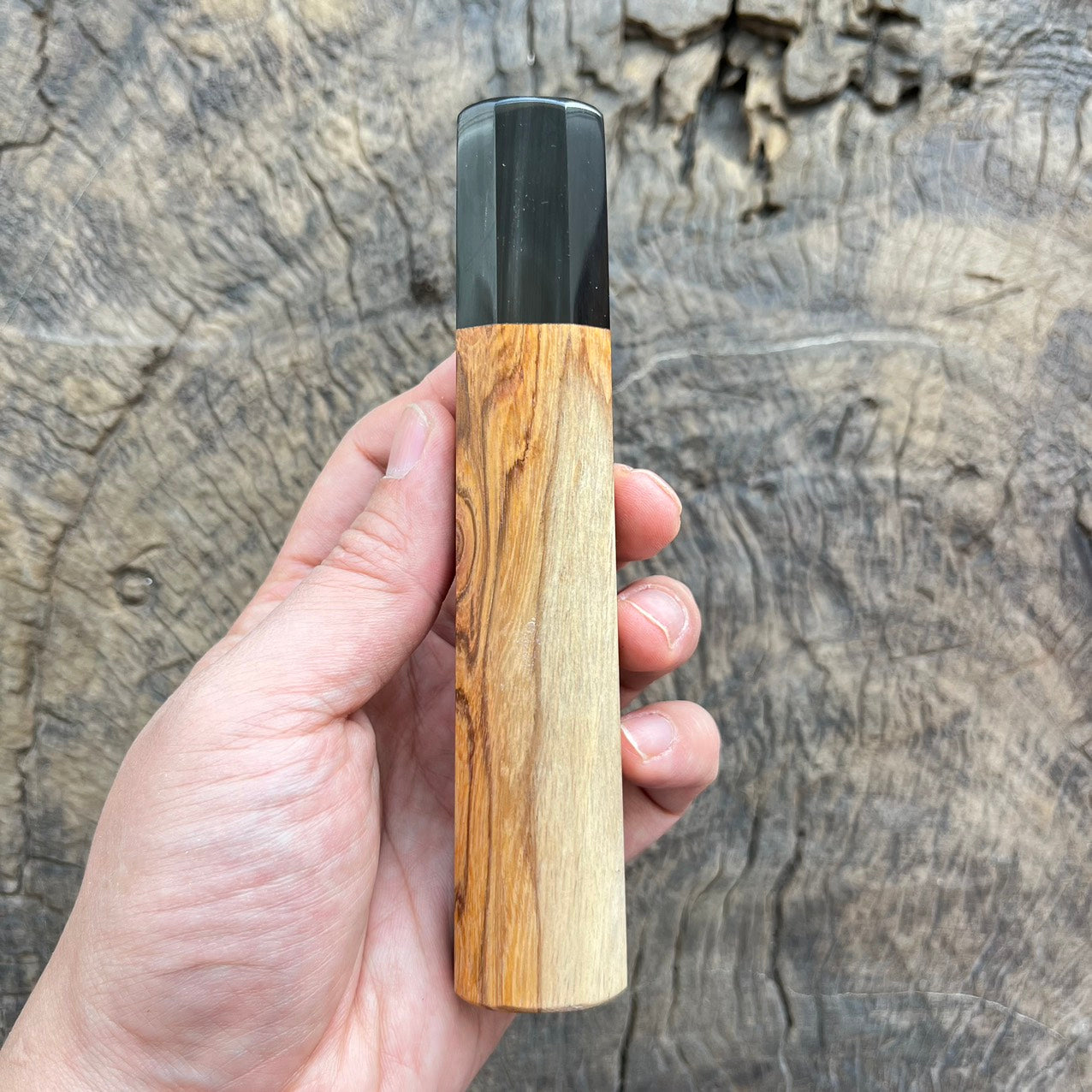 I - Two tone huanghuali wood Wa handle with Black horn- 145mm