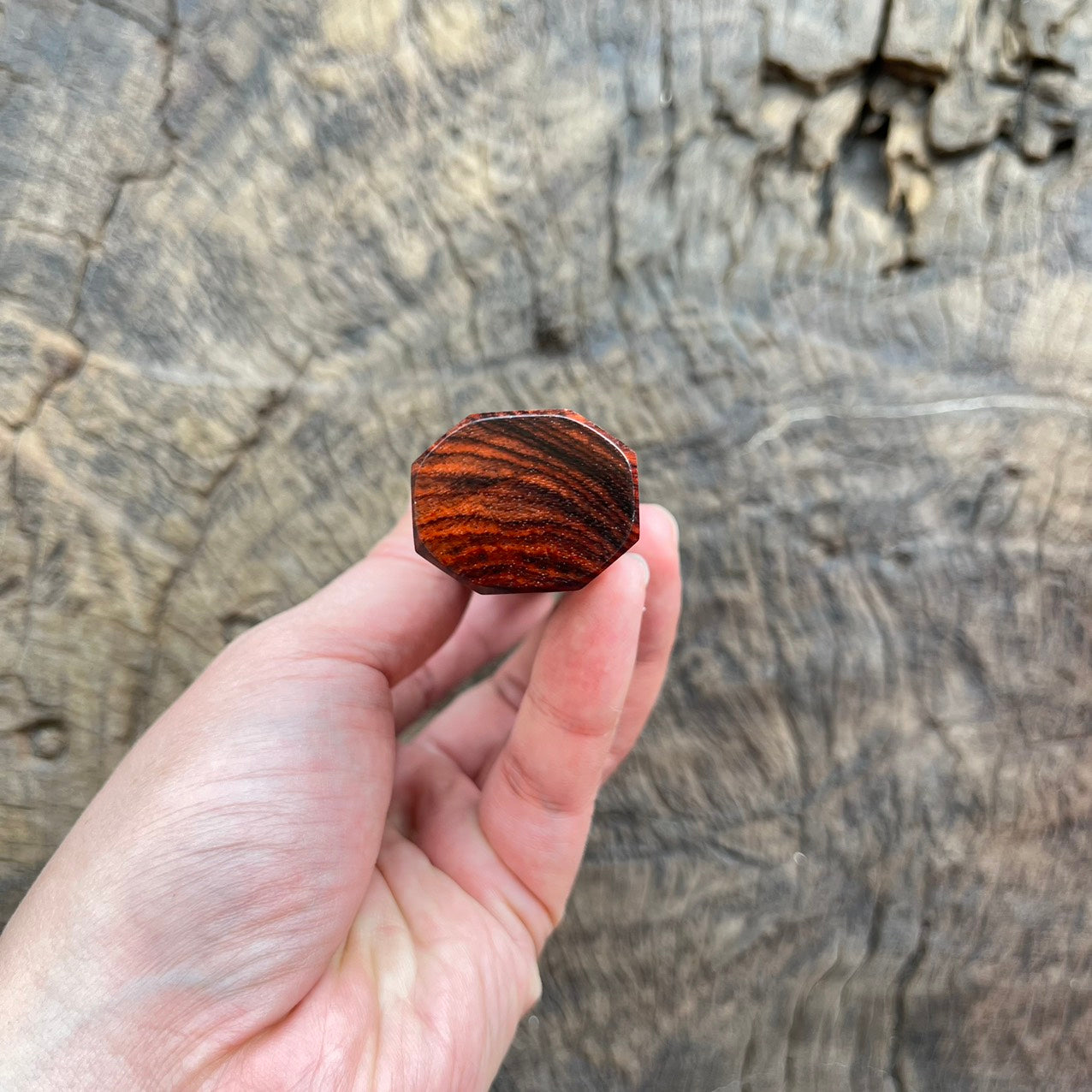 I - 4 Quilted Red Siam Rosewood Wa handle with marble - 145mm