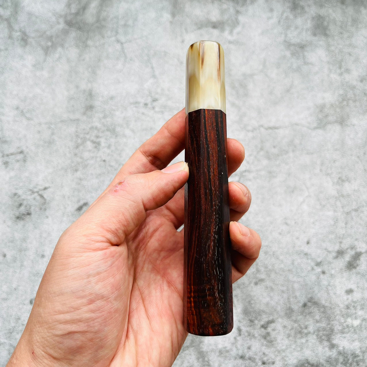 I- Siamese Rosewood Wa handle with marble cream horn ferrule - 140mm