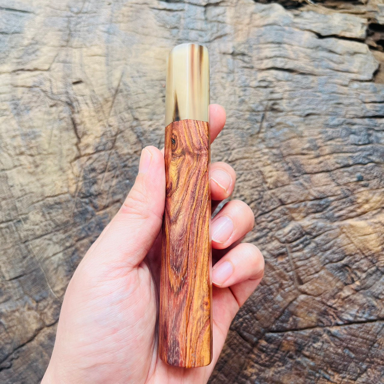 I- Huanghuali wood wa handle with marble horn ferrule - 140mm