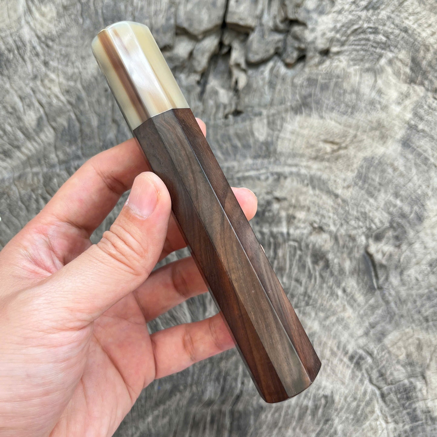 I -25 Siamese Rosewood Wa handle, Marble horn Ferrule, 145 mm