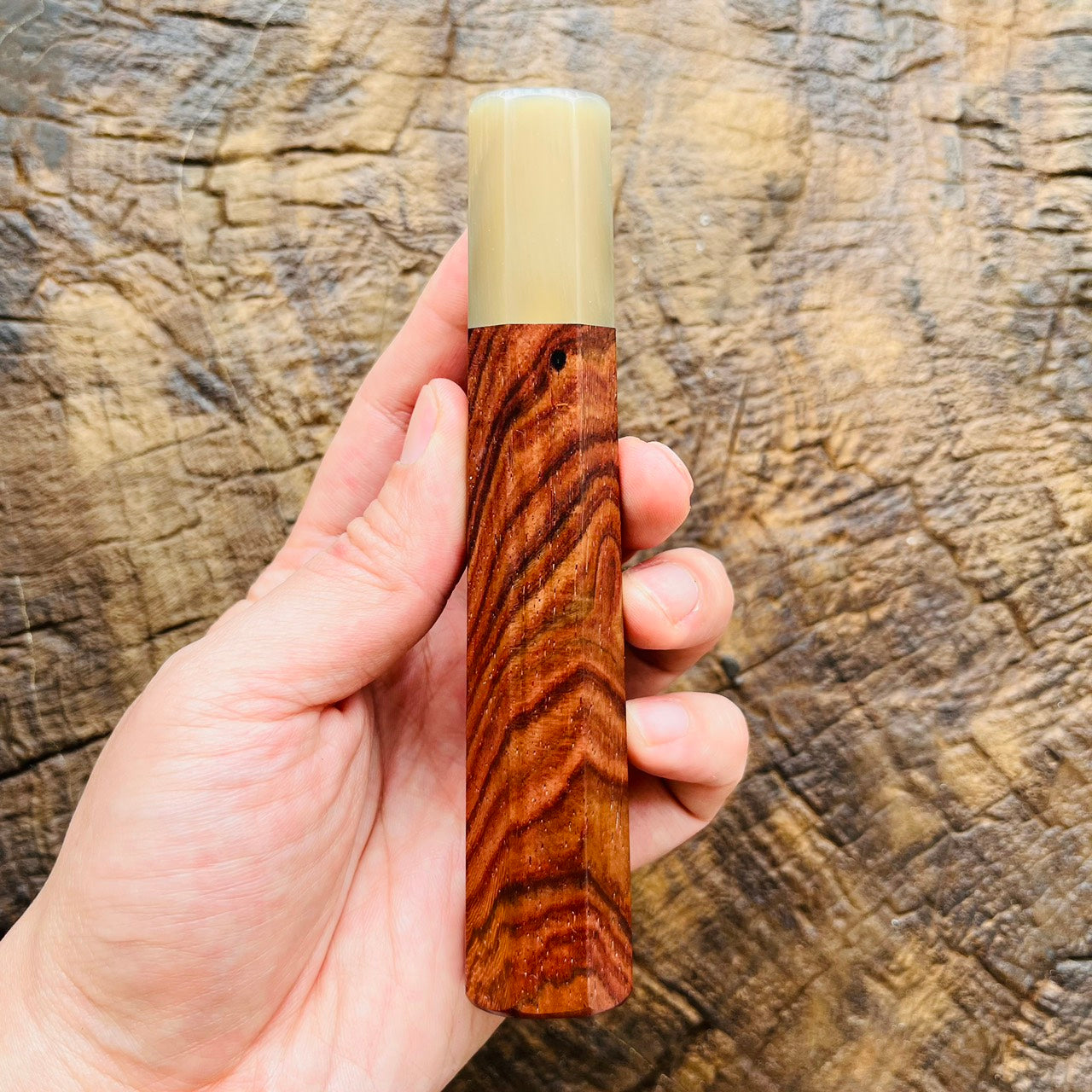 I- Snake Rosewood handle with white horn ferrule - 140mm
