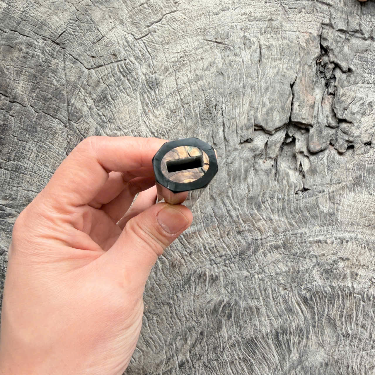 I - 6 Stabilized wood wa handle, black horn ferrule, 140mm