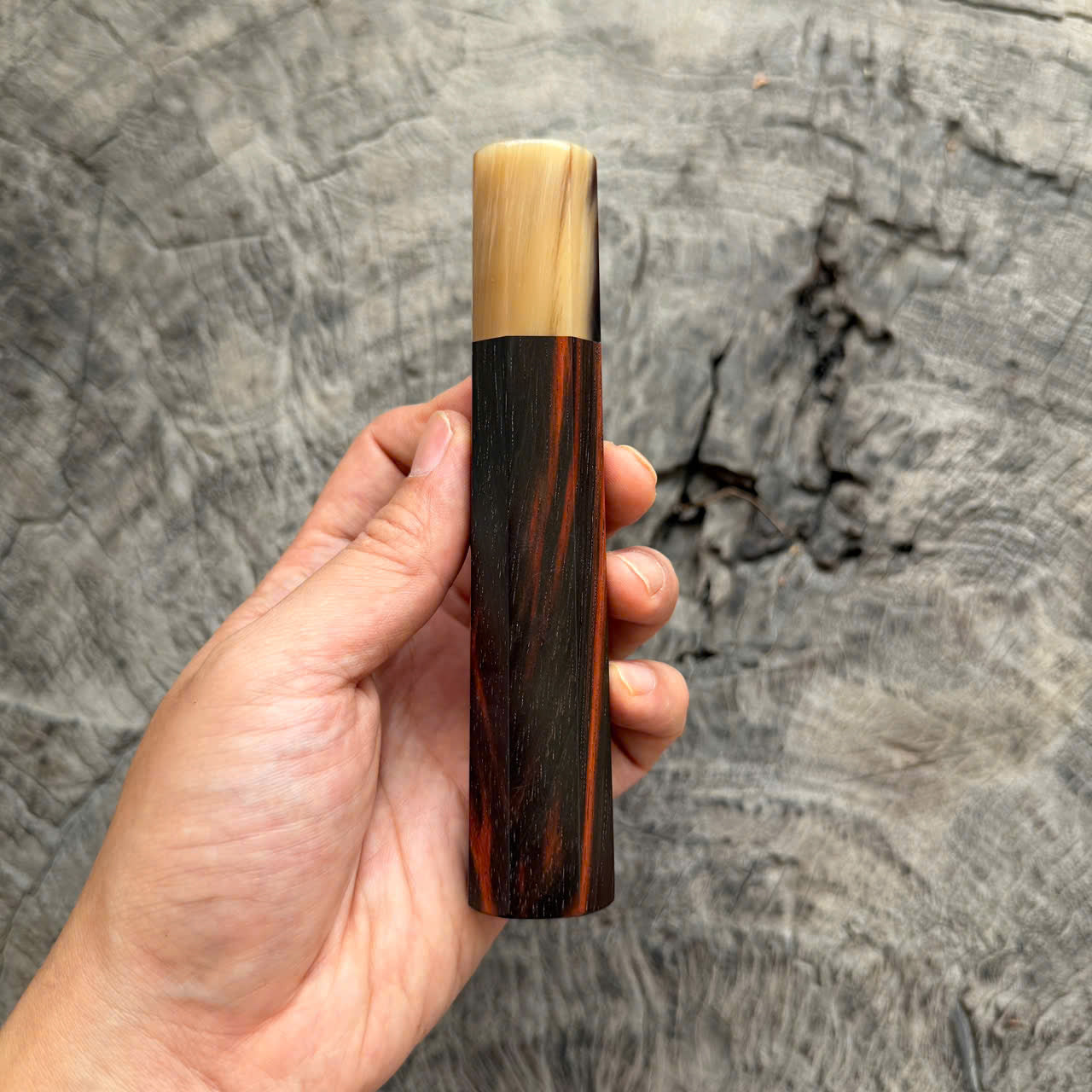 I - 42 Siamese Rosewood Wa handle, Marble horn Ferrule, 140mm handle