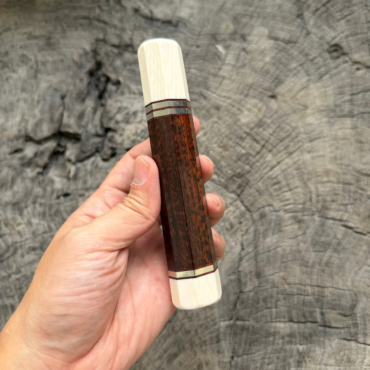 Snake wood Wa handle with White Ferrule, end cap and 3 Nickel and 5 red rings