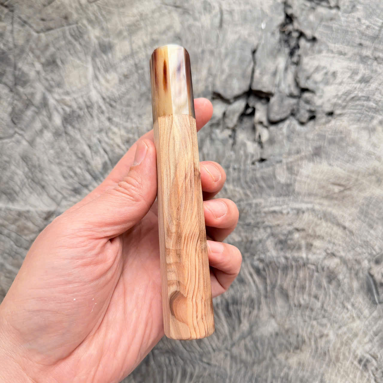 I - Cool Two tone Curly Japanese Tamamoku Cedar, Marble horn ferrule, 140mm