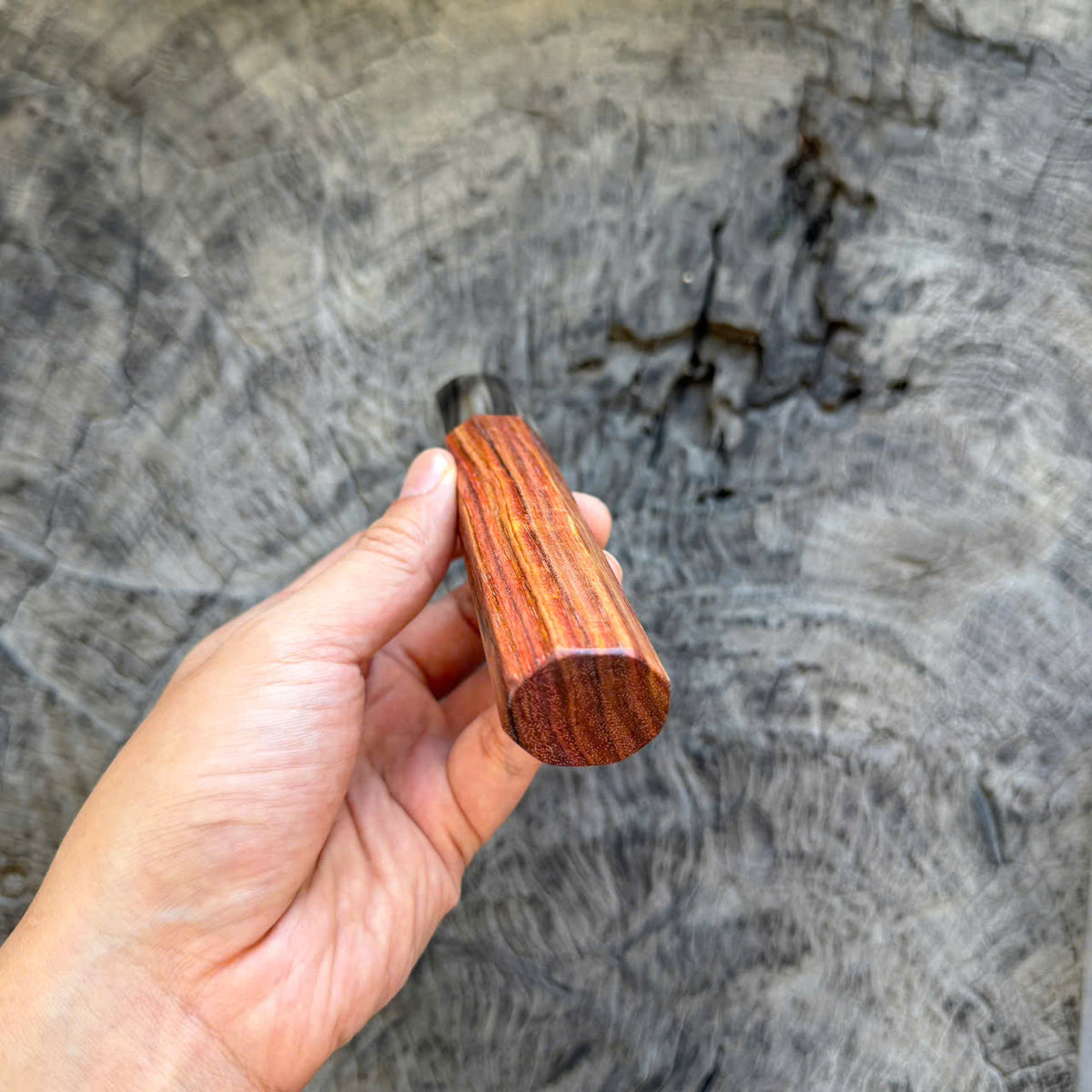 I - Old Nice Huanghuali wood Wa handle, Cool Black White Horn, 145 mm handle