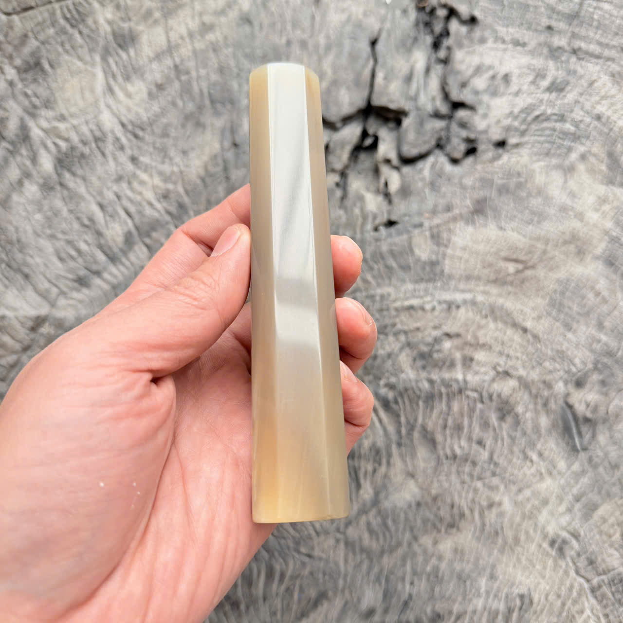 I- 10 Pure Full White Horn, Wa handle, 135mm handle