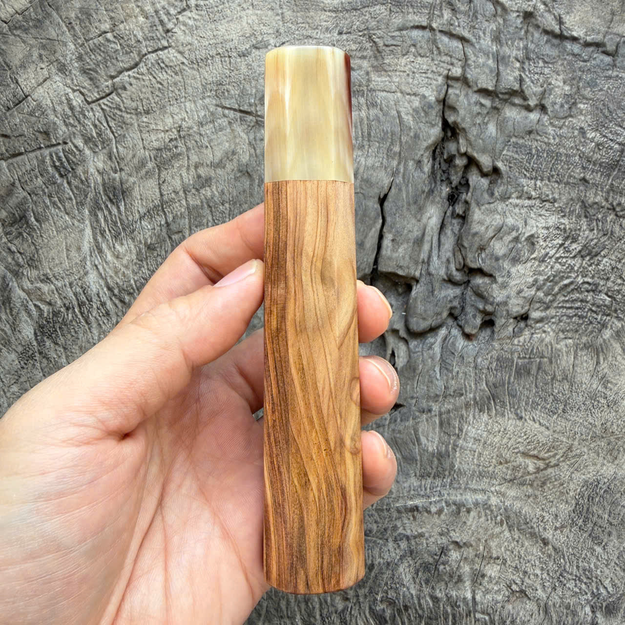 I- 14 Japanese Tamamoku Cedar (Rich oil) Wa handle, Marble Horn Ferrule - 135mm