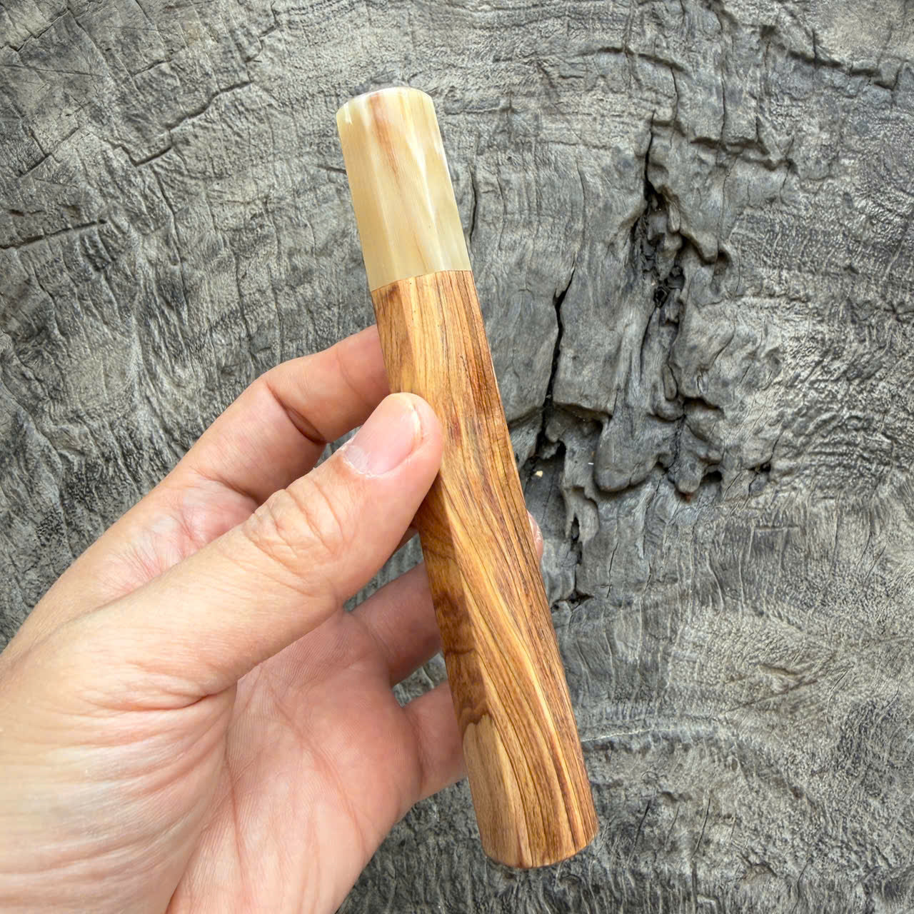 I- 14 Japanese Tamamoku Cedar (Rich oil) Wa handle, Marble Horn Ferrule - 135mm