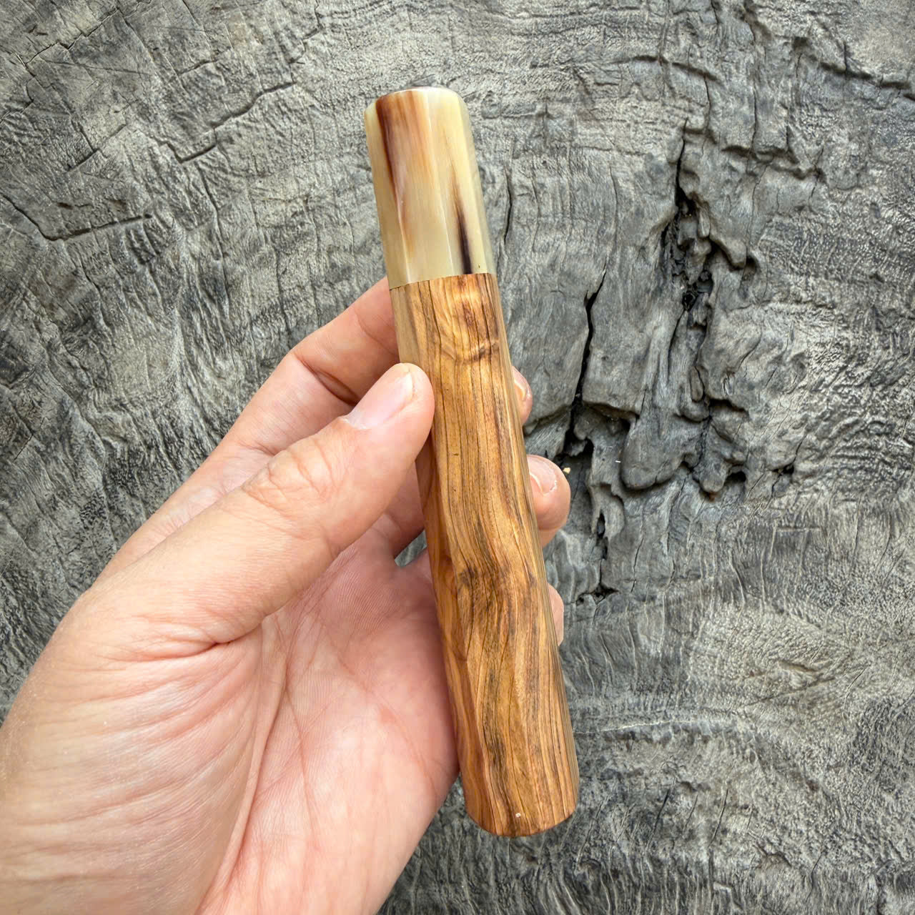 I- 14 Japanese Tamamoku Cedar (Rich oil) Wa handle, Marble Horn Ferrule - 135mm