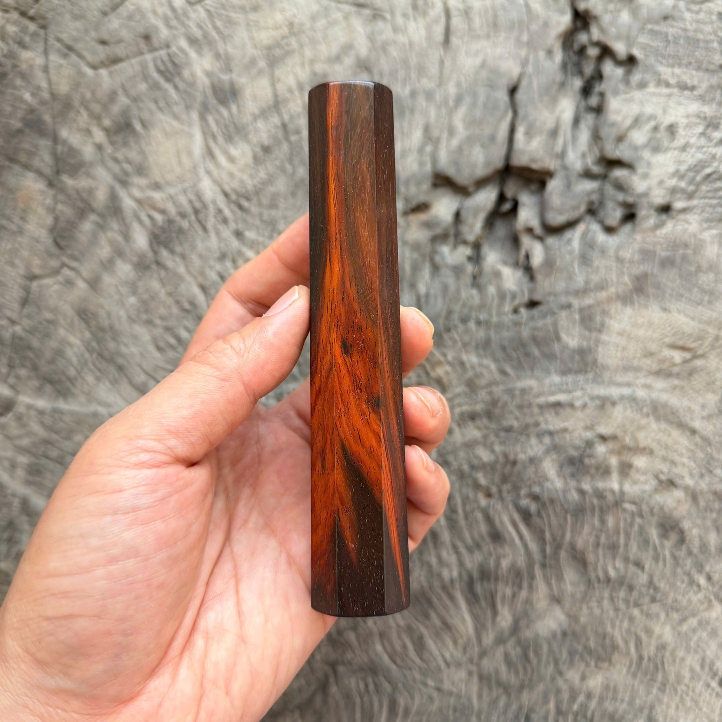 I-  8 Siamese Rosewood Wa handle, Mono - 135mm