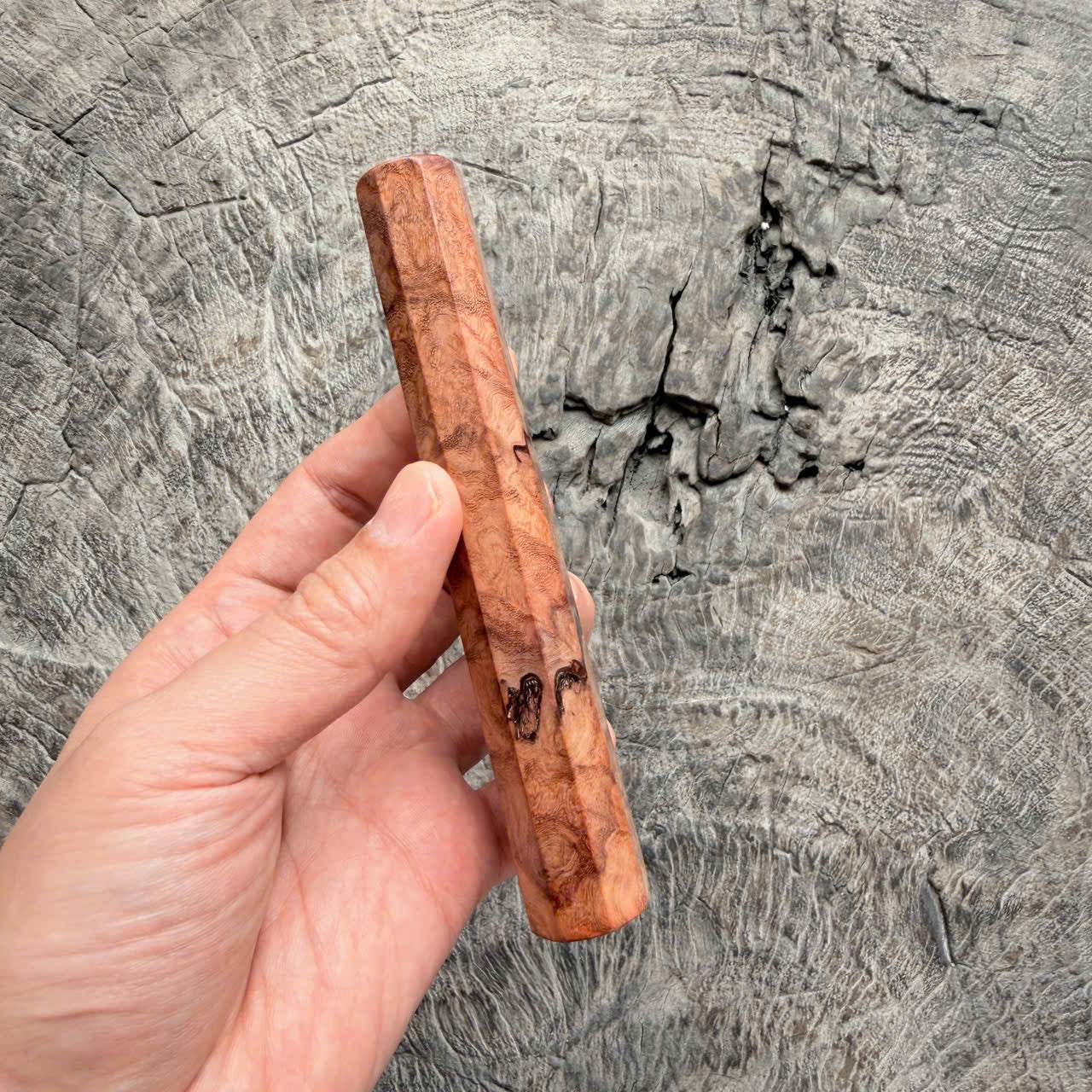 I- 5 Viet Ironwood Burl, Mono - 135mm