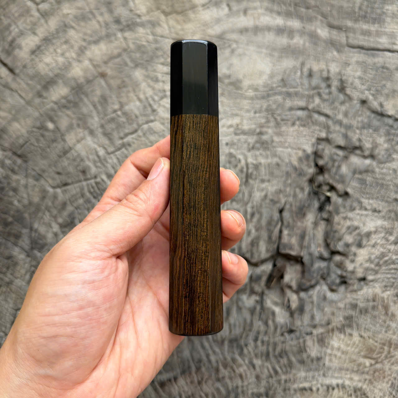 I - Clean Black Ebony with Elegant Grain , Black horn Ferrule , 140mm handle