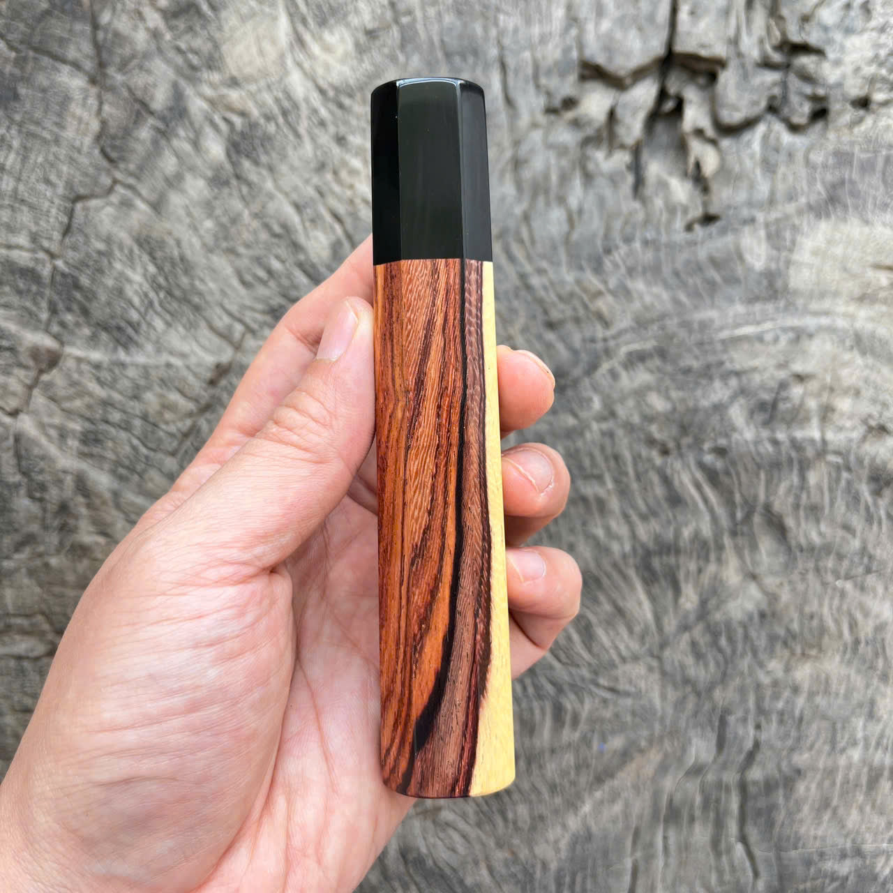 I- 4 Two tone Rosewood Wa handle, black horn ferrule - 135mm