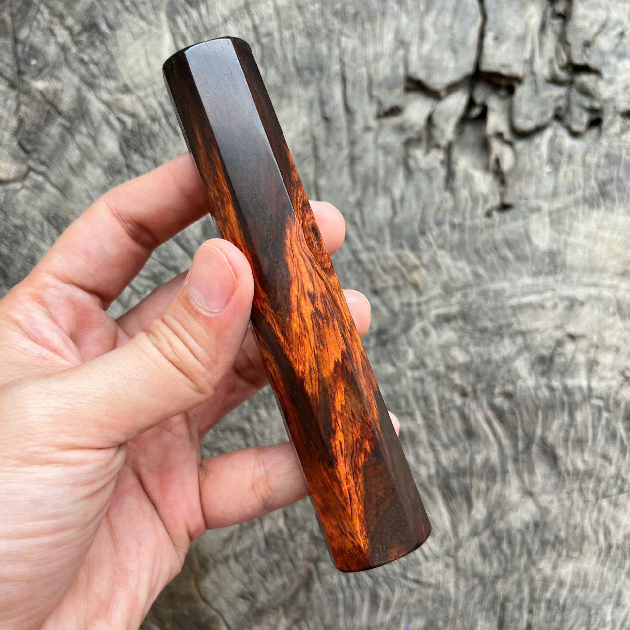 I- 18 Red Black Siam Rosewood Wa handle, Mono, 130 mm