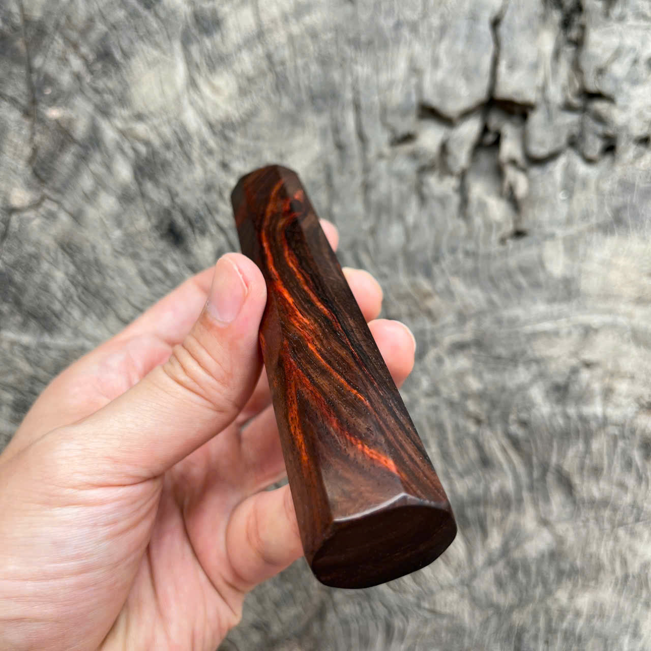 I- 17 Red Black Siam Rosewood Wa handle, Mono, 130 mm